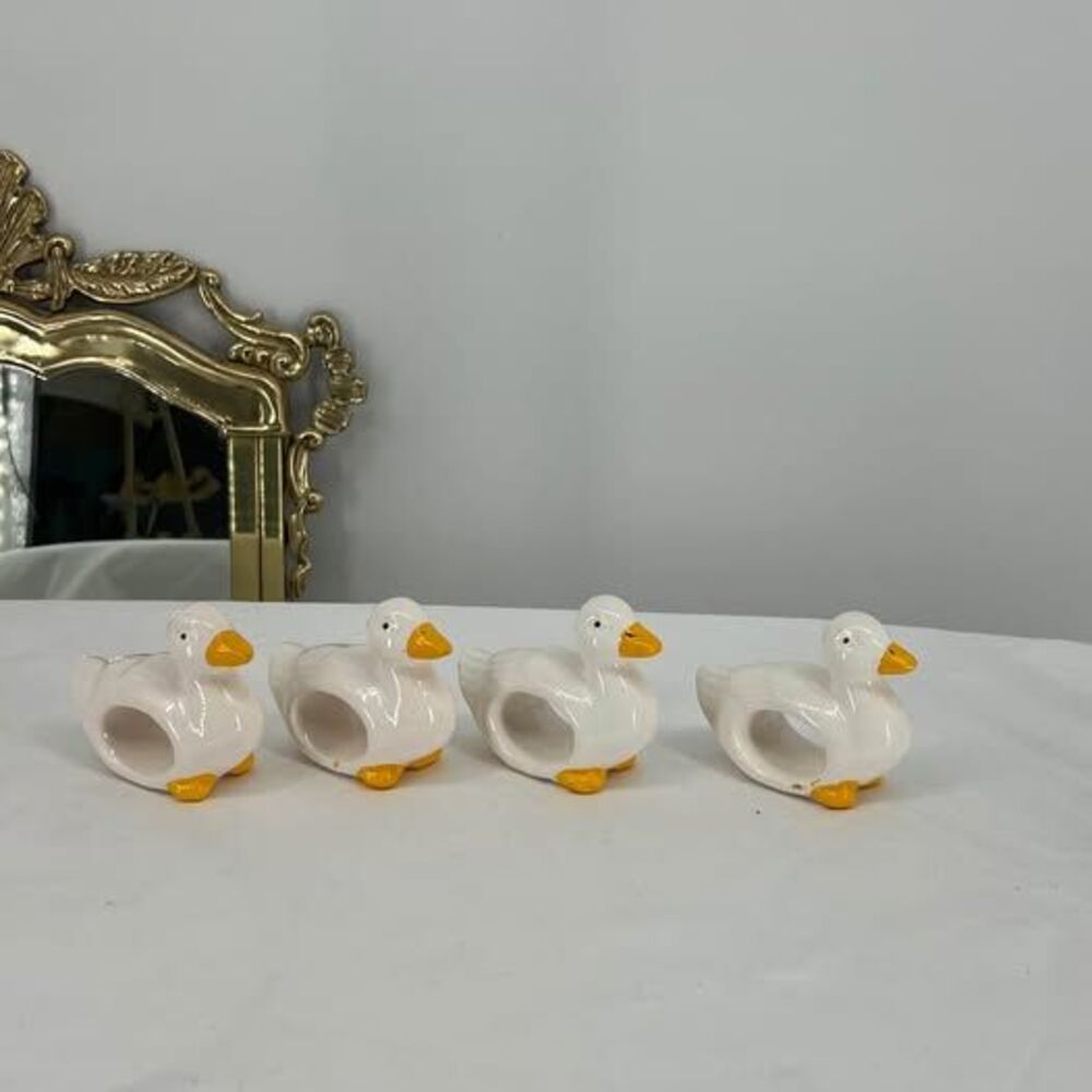 Cute Set of 4 Ceramic Duck Napkin Rings